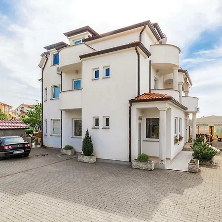 Appartement Bare - Sea View & Private Parking